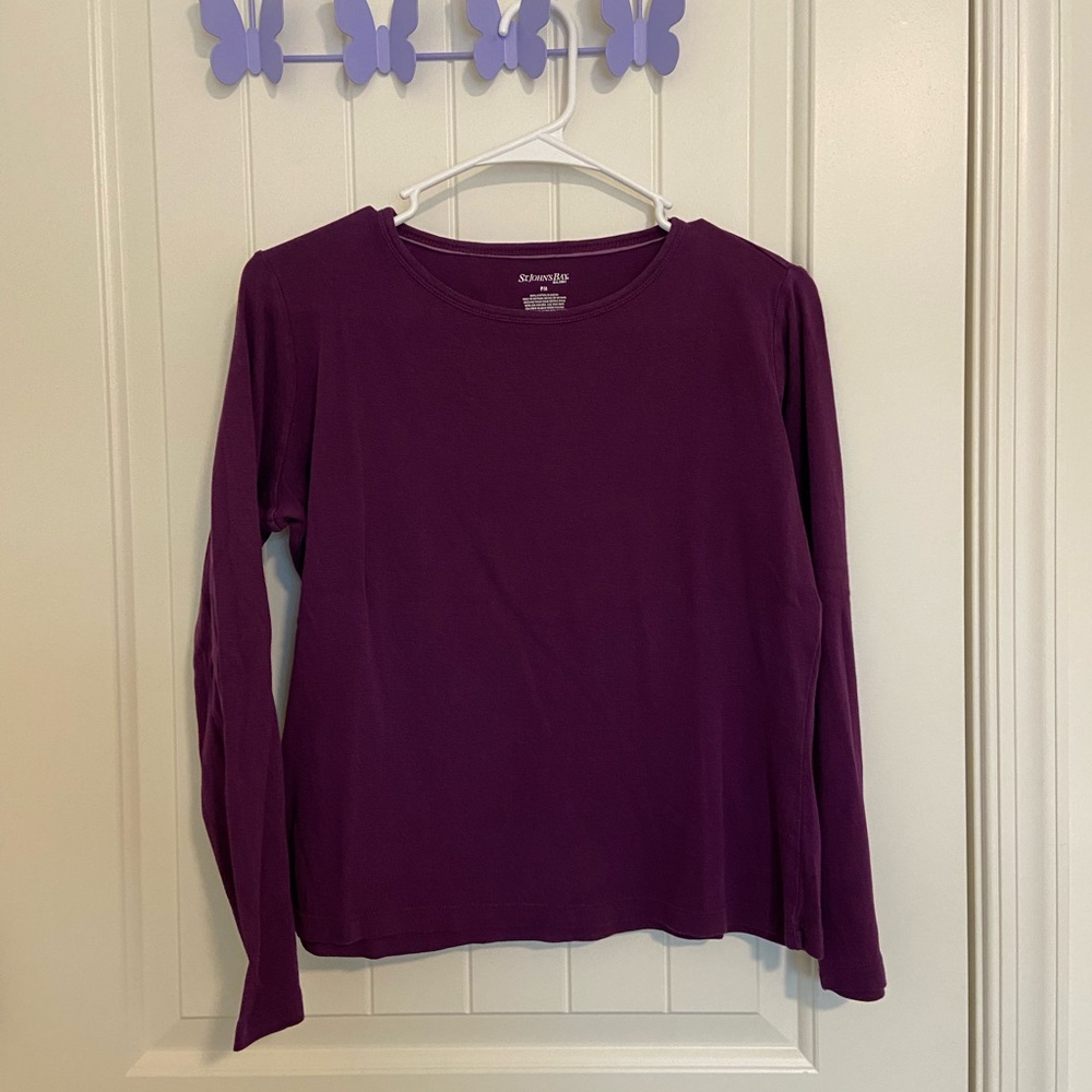 EUC St. John’s Bay women’s‎ crewneck purple long sleeve simple basic shirt PM
